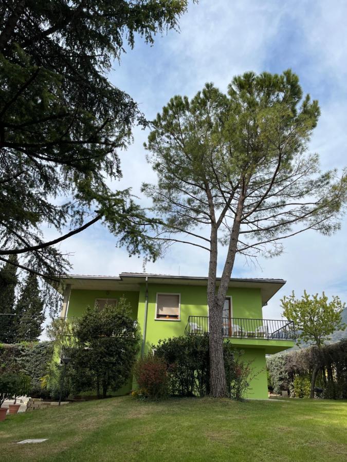 Secret Garden Egle Villa Caprino Veronese Exterior photo